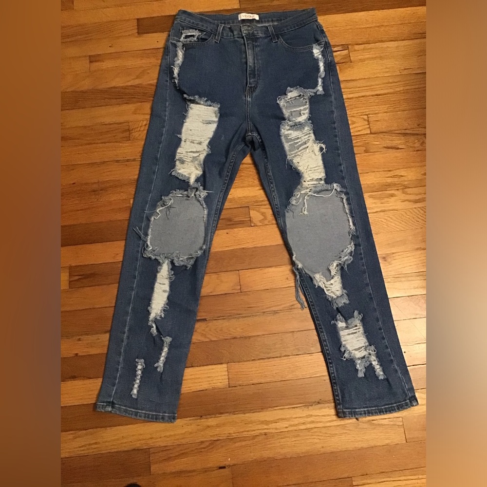 VIBRANT M.I.U. DENIM JEAN, slightly used but in excellent condition. Size 15